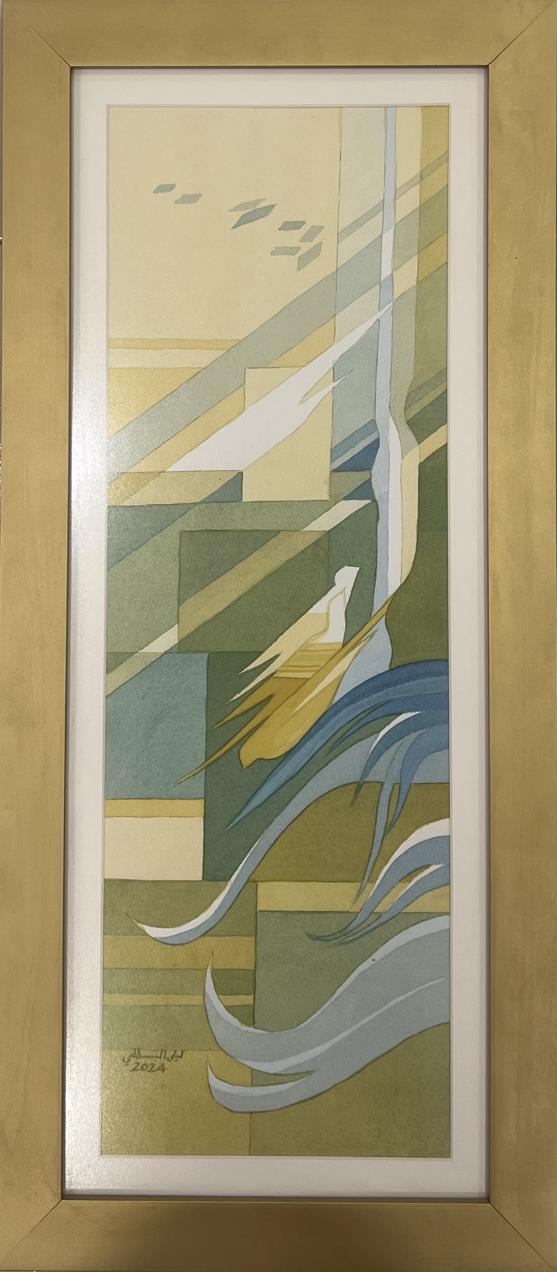 Three birds looking forward